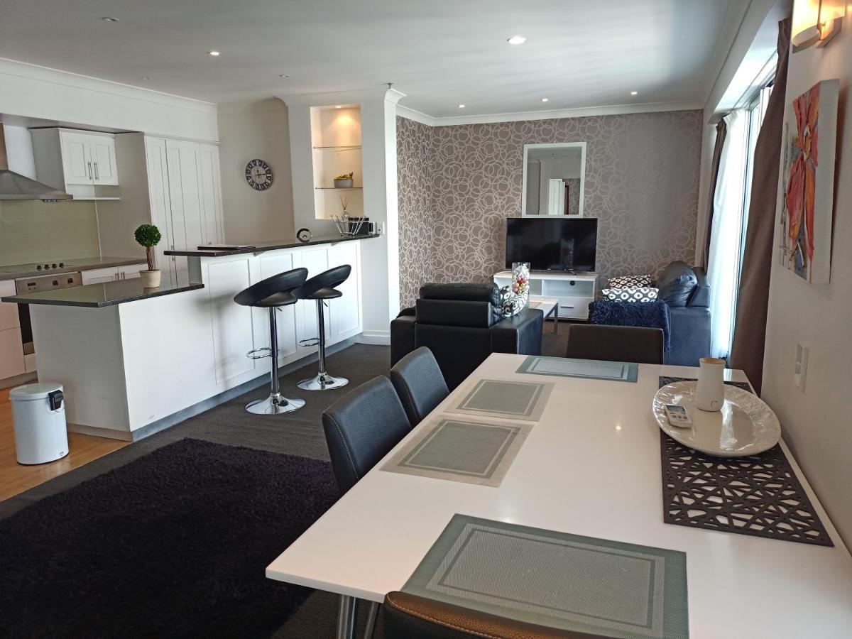 Princes Wharf Grace Apartments โอ๊คแลนด์ ภายนอก รูปภาพ